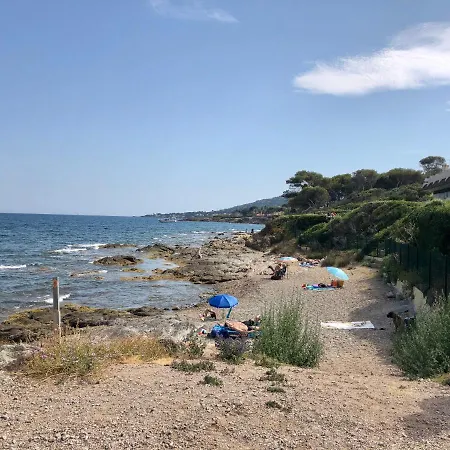 Newly Renovated Aircond-wifi-pool-sea View-150m To Beaches- *